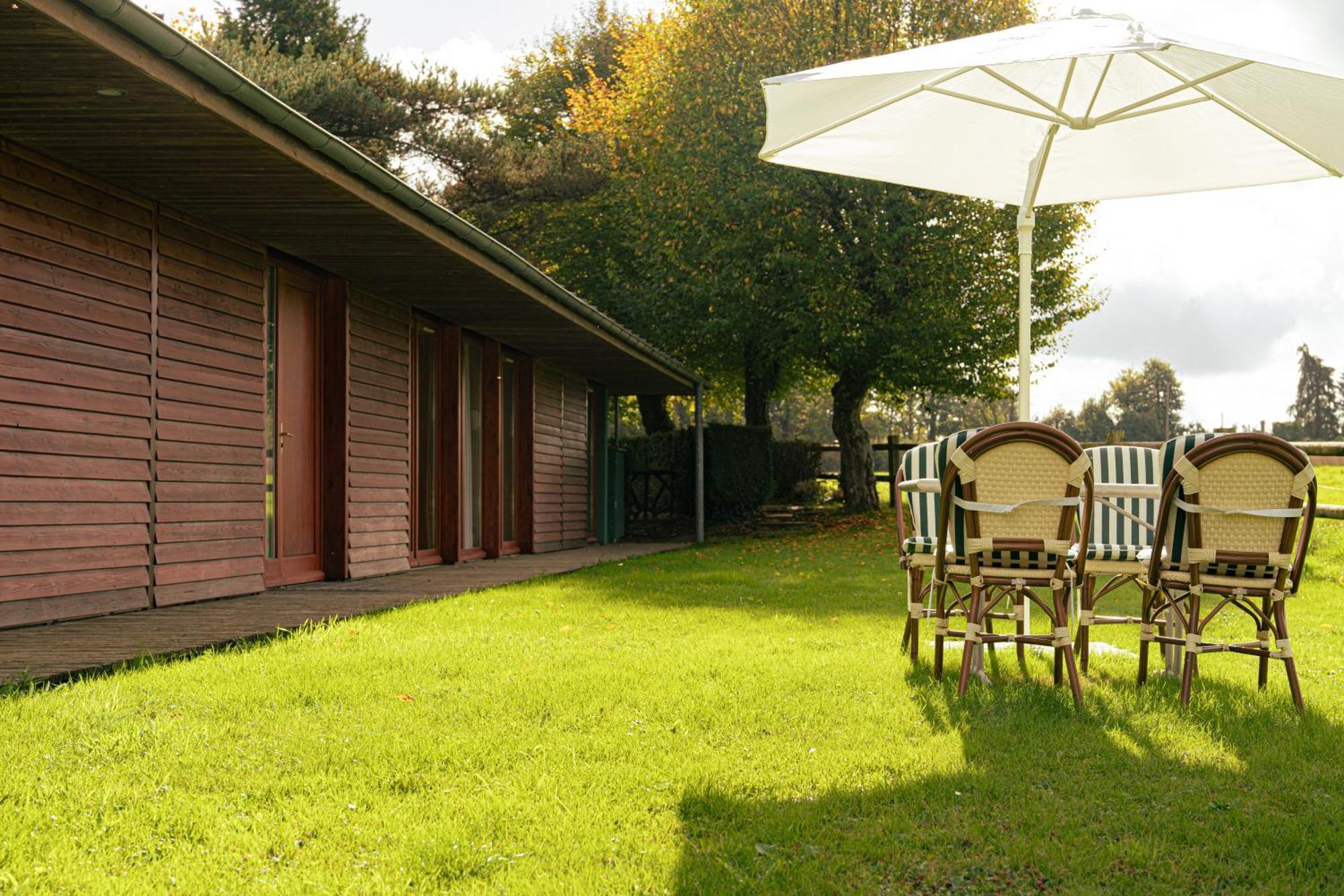 Le Manoir Du Lys, The Originals Relais Otel Bagnoles de l'Orne Normandie Dış mekan fotoğraf